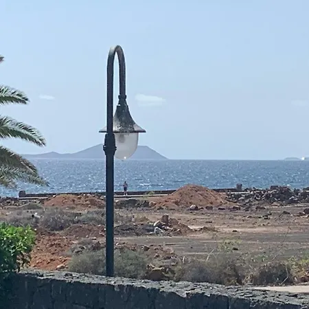 Aguamarina 52 فيلة *